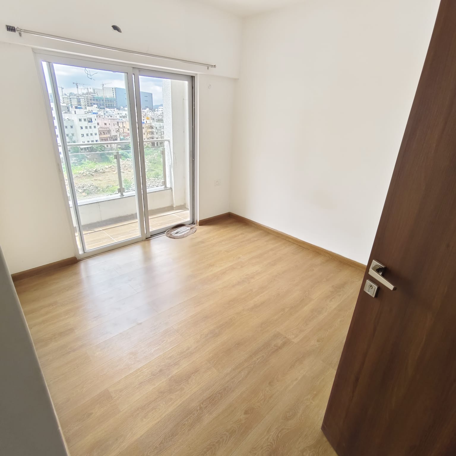 3 BHK + Extra Room Apartment For Rent in Gera World of Joy