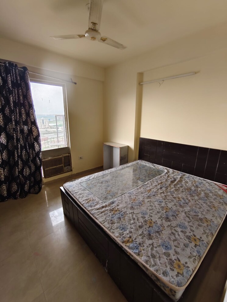 Bedroom, rof-aalayas 2 Bedroom 574 Sq.Ft. Apartment In Sector 102 Gurgaon 9165212