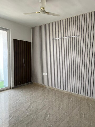 3 BHK Apartment For Sale in SLF Anushree, Sector 75