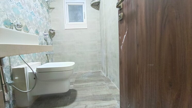Bathroom, upper-east-97 2 Bedroom 771 Sq.Ft. Apartment In Malad East Mumbai 9165225