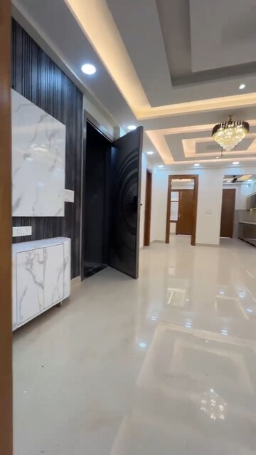 Kitchen in 3 BHK Builder Floor at Fidato Honour Homes, Sector 89 – for Sale