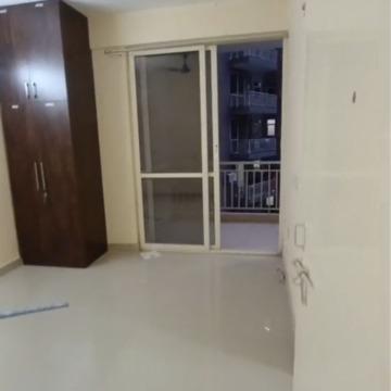 Room in 3 BHK Apartment at Conscient Habitat 78, Faridpur – for Rent