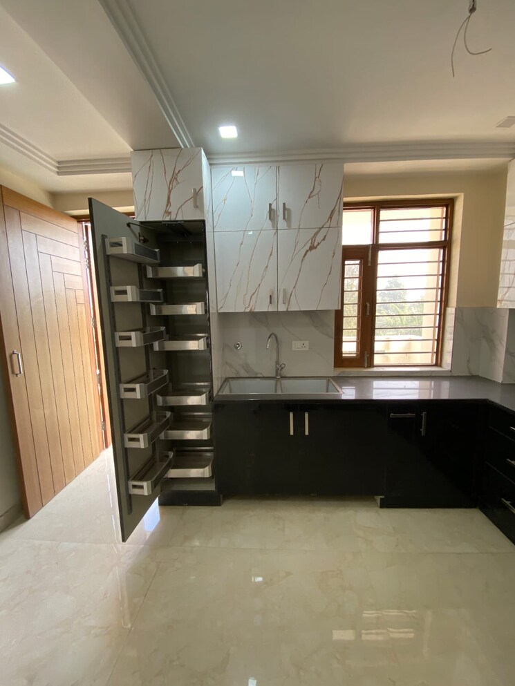 Kitchen, sector 4 3 Bedroom 3600 Sq.Ft. Independent House In Sector 4 Gurgaon 9165357