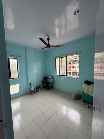 Bedroom in 2 BHK Apartment at Vakola – for Rent