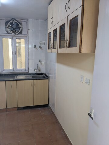 Kitchen in 4 BHK Apartment at Ardee City The Residency, Sector 52 – for Rent