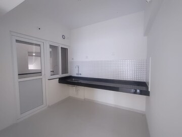 Room in 3 BHK Apartment at Avon Vista, Balewadi – for Rent