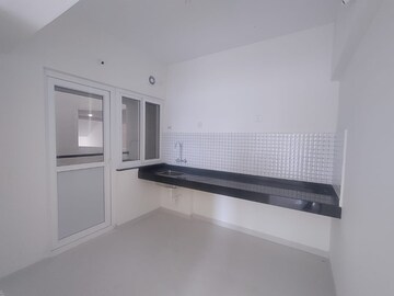 Room in 3 BHK Apartment at Avon Vista, Balewadi – for Rent
