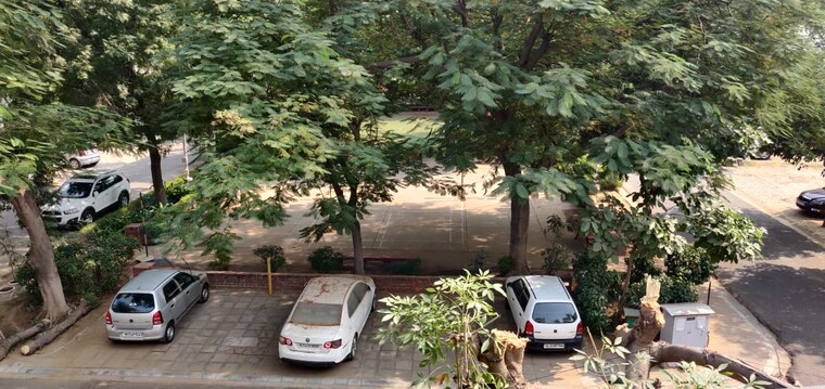  Parking, unitech-residency-greens 3 Bedroom 1200 Sq.Ft. Apartment In Sector 46 Gurgaon 9165536