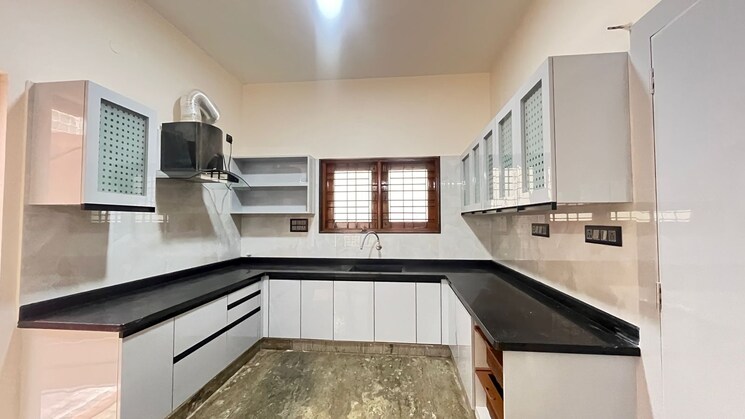 Kitchen, hsr layout 3 Bedroom 2275 Sq.Ft. Independent House In Hsr Layout Bangalore 9165555