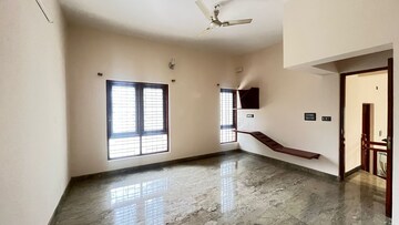 Room in 3 BHK Independent House at Hsr Layout – for Rent