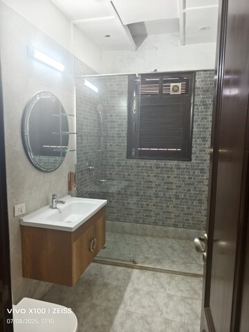 3 BHK Builder Floor For Rent in Green Park