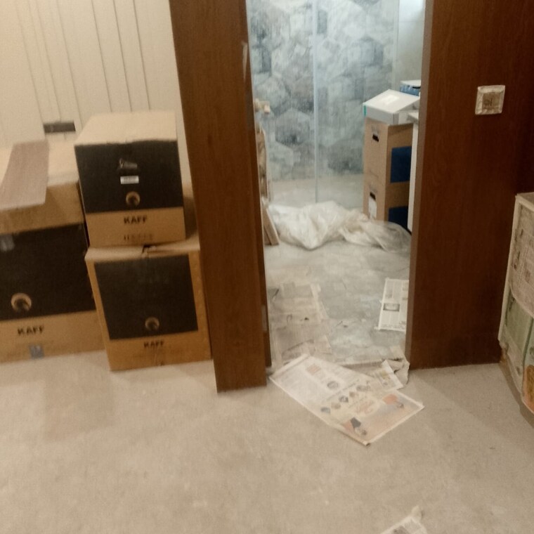 Living Room, hauz khas 3 Bedroom 275 Sq.Yd. Builder Floor In Hauz Khas Delhi 9165542