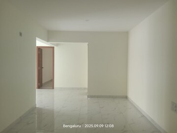Room in 2 BHK Apartment at Sonin Park South, Jp Nagar Phase 7 – for Sale