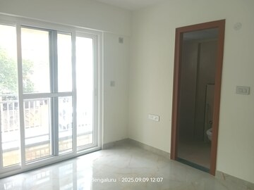 Room in 2 BHK Apartment at Sonin Park South, Jp Nagar Phase 7 – for Sale