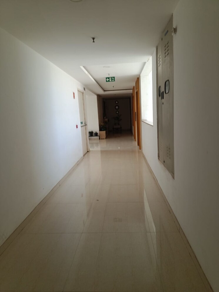 undefined, omaxe-royal-residency-faridabad 3 Bedroom 1685 Sq.Ft. Apartment In Sector 79 Faridabad 9165619