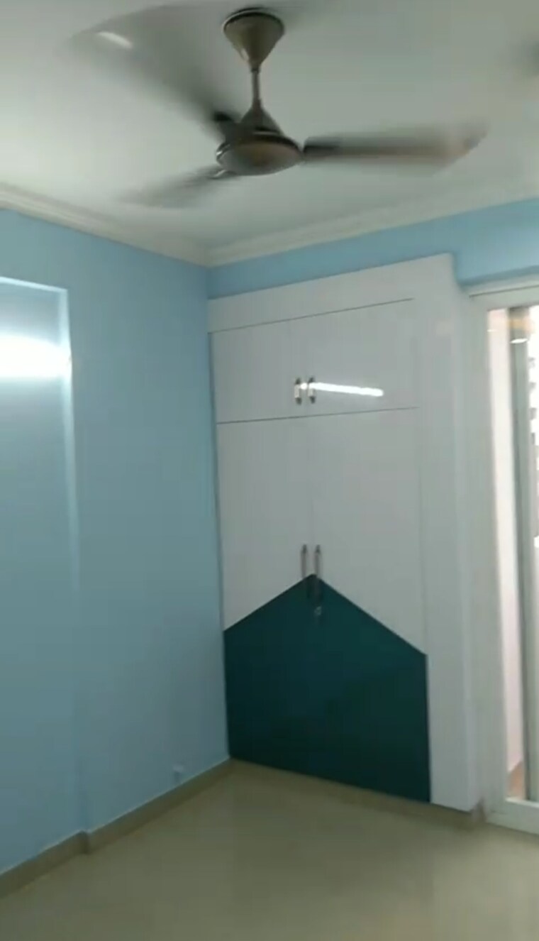 Room, amrapali-riverview 2.5 Bedroom 1125 Sq.Ft. Apartment In Amrapali Leisure Valley Greater Noida 9165613