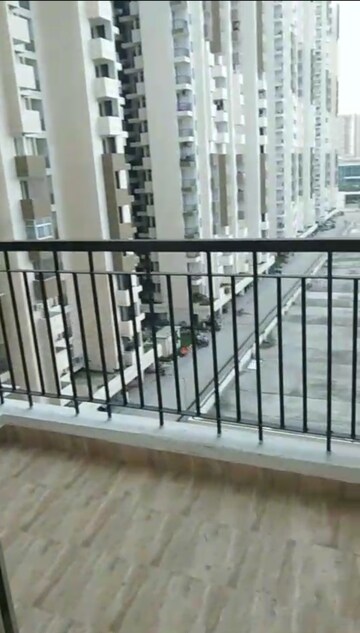 Balcony in 2.5 BHK Apartment at Amrapali Riverview, Amrapali Leisure Valley – for Rent