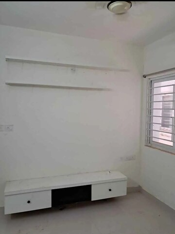 Room in 3 BHK Apartment at Prestige High Fields, Gachibowli – for Rent