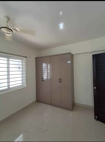 Room in 3 BHK Apartment at Prestige High Fields, Gachibowli – for Rent