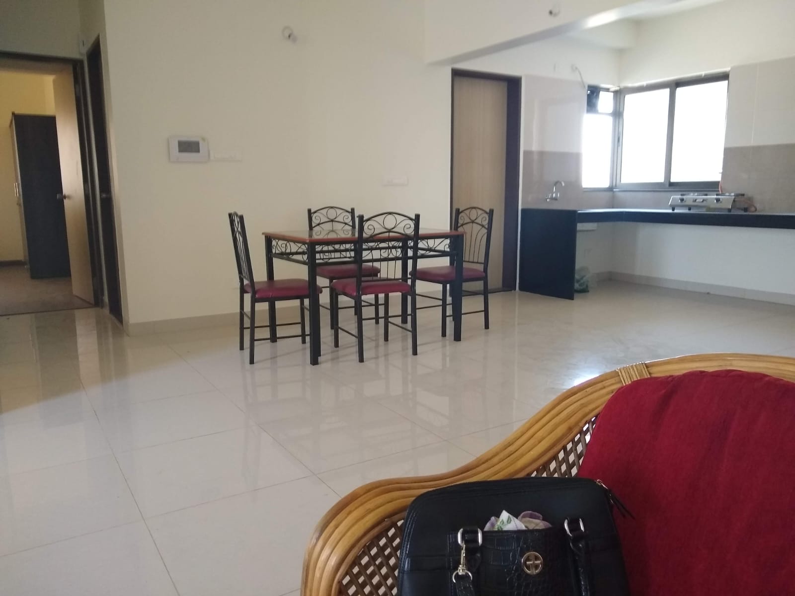 2 BHK Apartment For Rent in Paranjape Blue Ridge