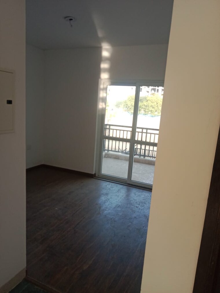 Room, bptp-parkland-pride 4 Bedroom 250 Sq.Yd. Builder Floor In Sector 77 Faridabad 9165725