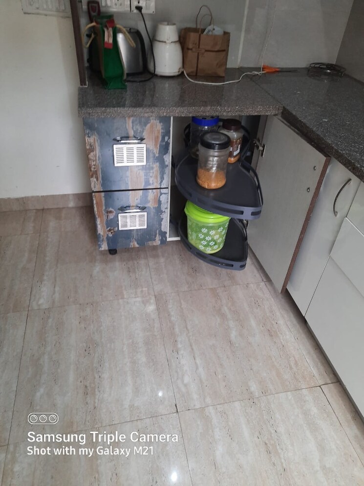  Parking, puri-aman-vilas 3.5 Bedroom 1670 Sq.Ft. Builder Floor In Sector 89 Faridabad 9165732