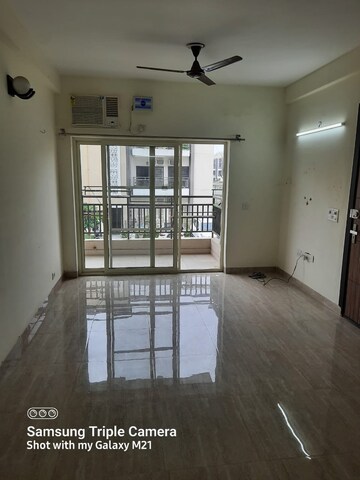 Room in 3.5 BHK Builder Floor at Puri Aman Vilas, Sector 89 – for Rent
