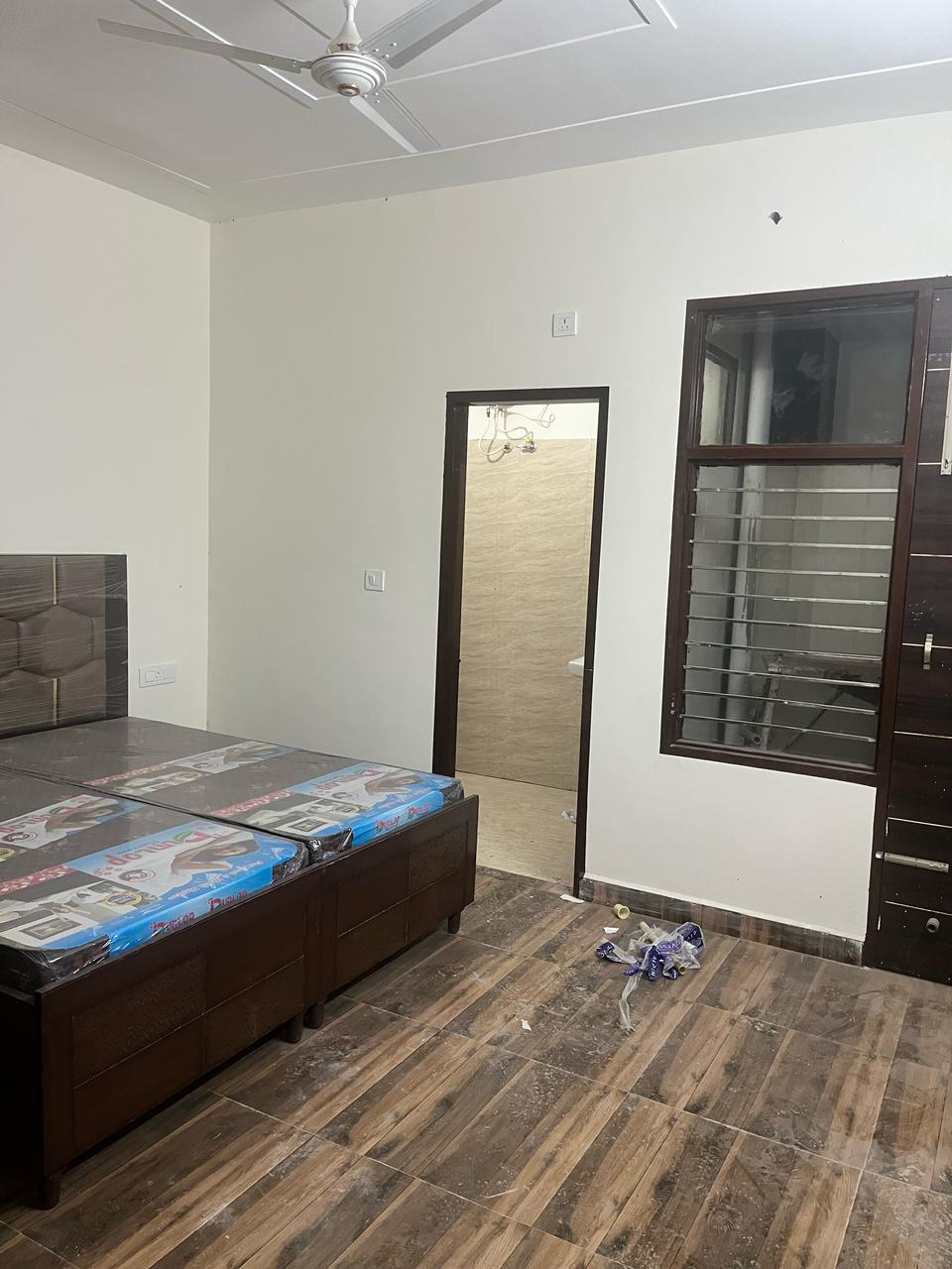 1 BHK + Study Room Apartment For Rent in Sector 115