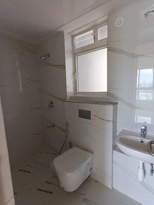 Bathroom in 4 BHK Apartment at Shapoorji Pallonji Siennaa, Kandivali East – for Sale