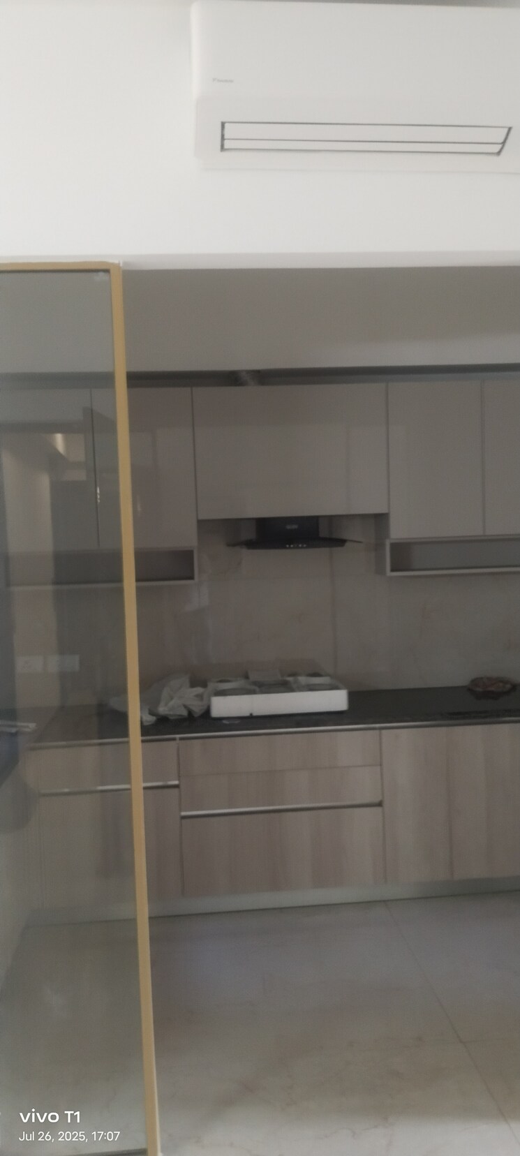 Bathroom, smart-world-orchard 3 Bedroom 1680 Sq.Ft. Builder Floor In Sector 61 Gurgaon 9165765