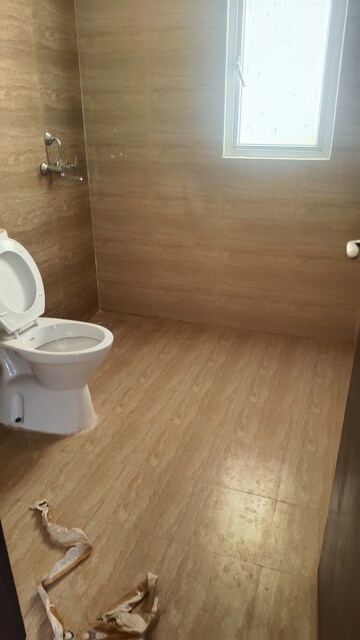 Bathroom in 4 BHK Apartment at Amrapali Crystal Homes, Sector 76 – for Rent