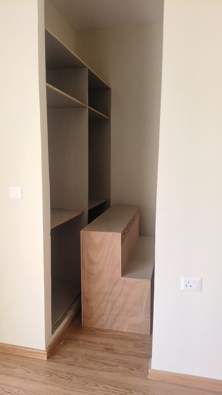 Bathroom, amrapali-crystal-homes 4 Bedroom 2140 Sq.Ft. Apartment In Sector 76 Noida 9165887