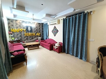 Bedroom in 3 BHK Builder Floor at Chattarpur – for Rent