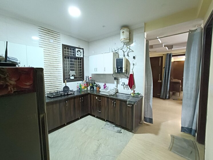Kitchen, chattarpur 3 Bedroom 130 Sq.Yd. Builder Floor In Chattarpur Delhi 9165978