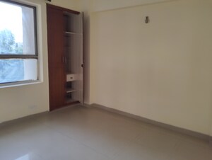 Room in 3 BHK Apartment at Eros Wembley Estate, Sector 50 – for Sale