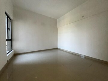 Room in 3 BHK Apartment at Rungta Madgul Antaraa, Diamond Harbour Road – for Sale