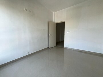 Room in 3 BHK Apartment at Rungta Madgul Antaraa, Diamond Harbour Road – for Sale
