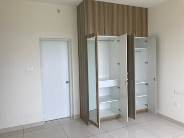 Building Lobby in 2.5 BHK Apartment at Prestige Lakeside Habitat, Varthur – for Rent