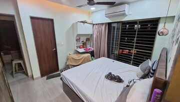 2 BHK Apartment For Rent in Cosmos Jewels Solitaire, Ghodbunder Road