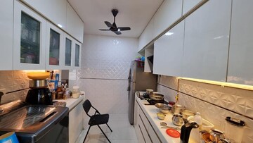 2 BHK Apartment For Rent in Cosmos Jewels Solitaire, Ghodbunder Road