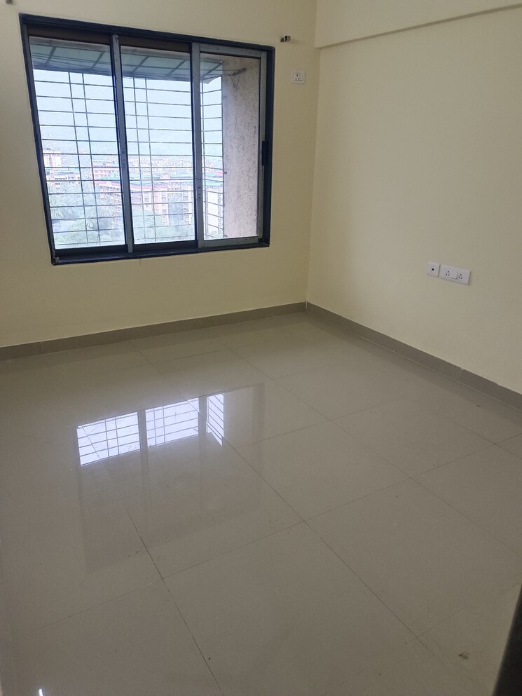 Room, hubtown-greenwoods 3 Bedroom 752 Sq.Ft. Apartment In Vartak Nagar Thane 9165988