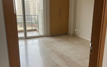 3.5 BHK Apartment For Sale in Emaar Palm Hills, Sector 77