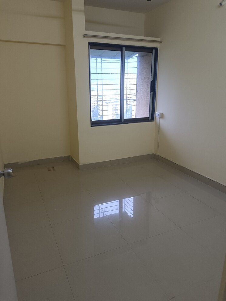 Room, hubtown-greenwoods 3 Bedroom 752 Sq.Ft. Apartment In Vartak Nagar Thane 9165988