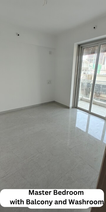 Room in 3 BHK Apartment at Shreenathji Celestial Heights, Malad West – for Sale