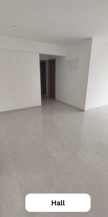 3 BHK Apartment For Sale in Shreenathji Celestial Heights, Malad West
