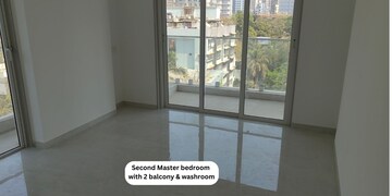 Room in 3 BHK Apartment at Shreenathji Celestial Heights, Malad West – for Sale