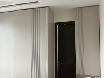 Building Lobby in 3 BHK Apartment at Oberoi Eternia, Mulund West – for Sale