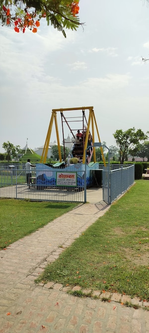  Plot For Sale in Wave City, Wave City