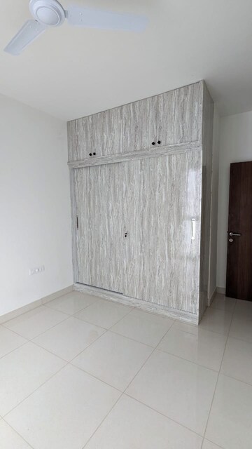 Room in 2 BHK Apartment at Brigade Cornerstone Utopia, Varthur – for Rent