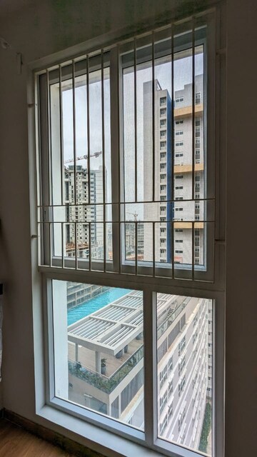 Room in 2 BHK Apartment at Brigade Cornerstone Utopia, Varthur – for Rent